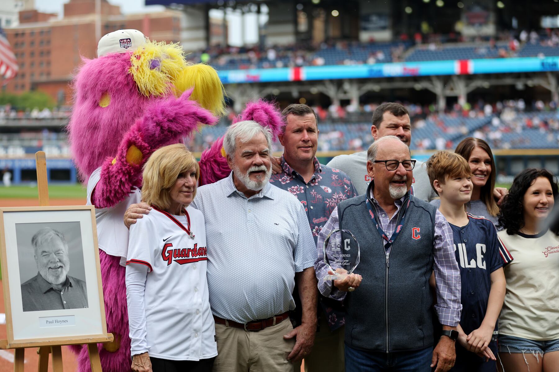 Paul Hoynes throws first pitch to José Ramírez as Guardians celebrate Cooperstown honor