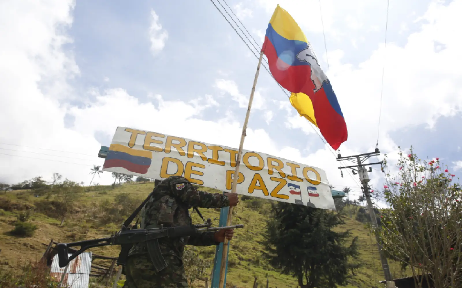 Colombian rebels say kidnapped French Foreign Legion soldier is alive