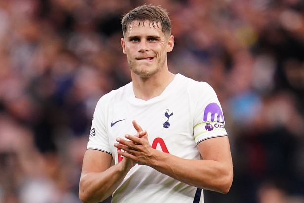 Tottenham star Micky van de Ven makes exciting Omar Marmoush claim after Newcastle defeat