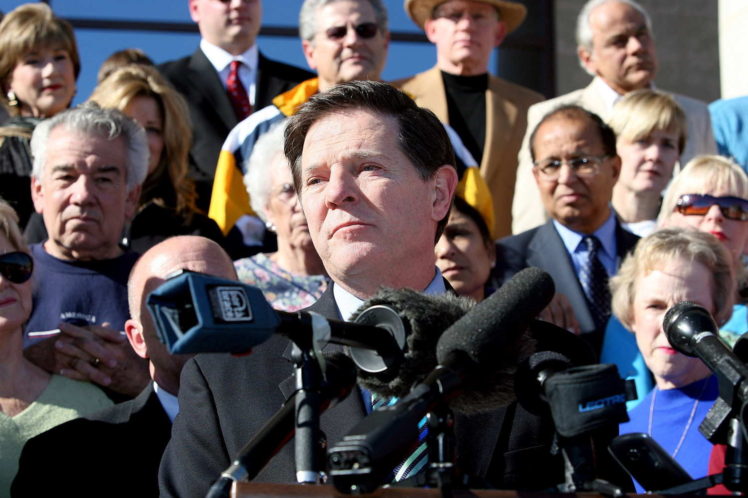 Can Scandals Influence Midterm Elections?