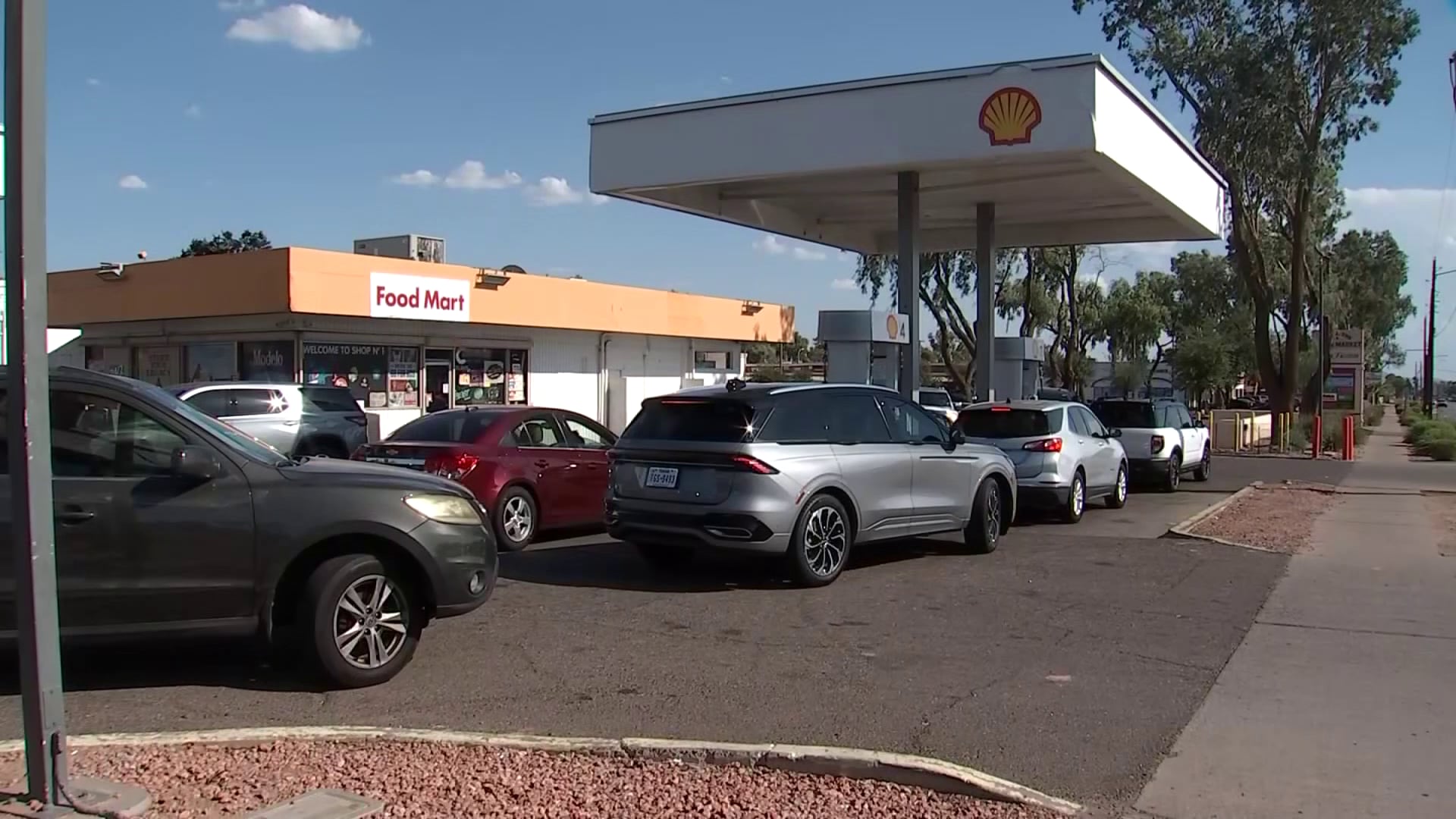 Phoenix gas station offers relief as Arizona fuel prices soar