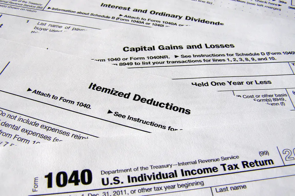 5 Dividend Stocks That Lose the Most to Taxes When They’re Held Outside of a Roth IRA