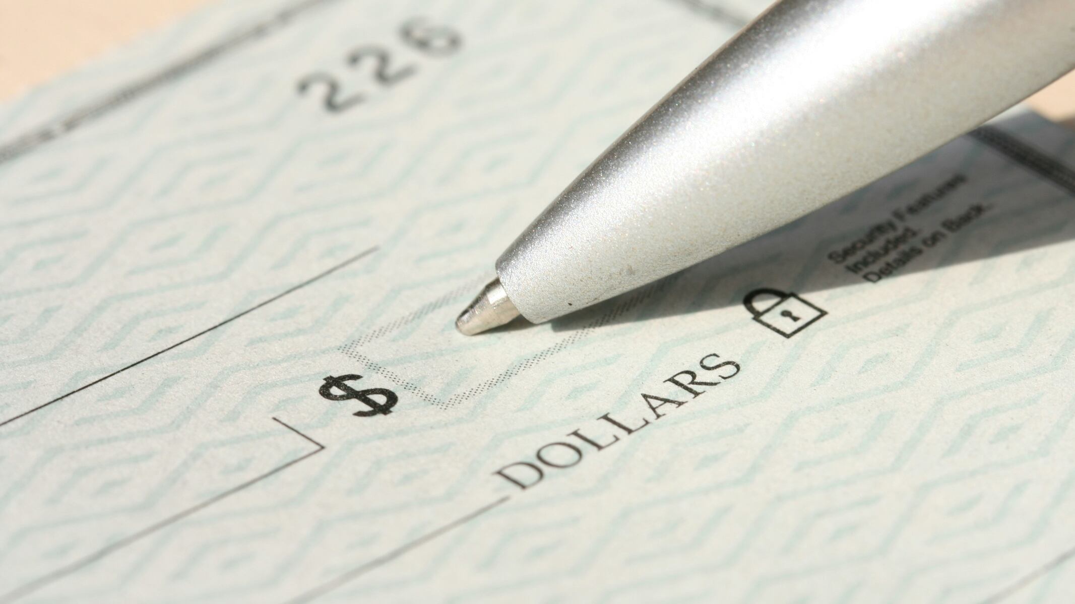 What Trump just decided about next year’s federal paycheck