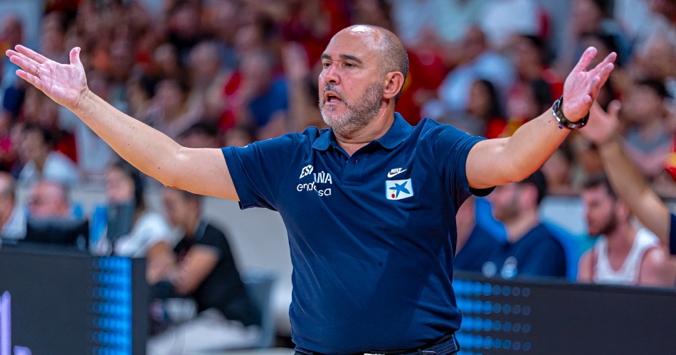 Chus Mateo, tras la derrota en Grecia: “Estoy muy orgulloso de los jugadores, hoy no es un día para estar triste”