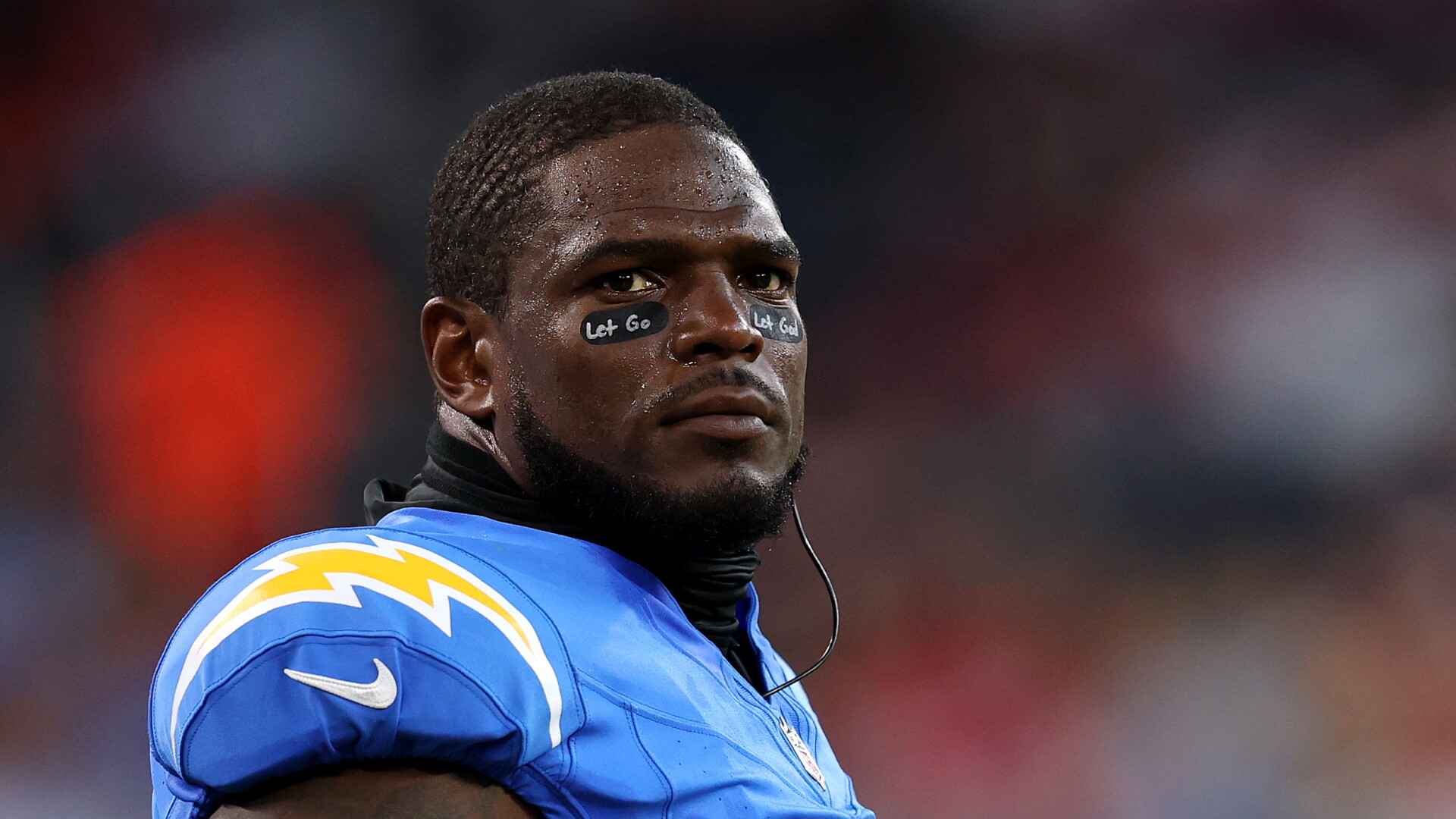 Chargers re-sign P JK Scott, place LB Denzel Perryman on IR