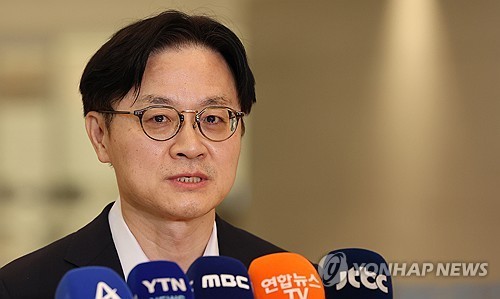 Industry minister to visit U.S. for G20 meeting, to boost economic ties