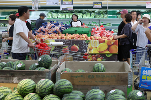 Govt. to release record 183,000 tons of food products ahead of Chuseok