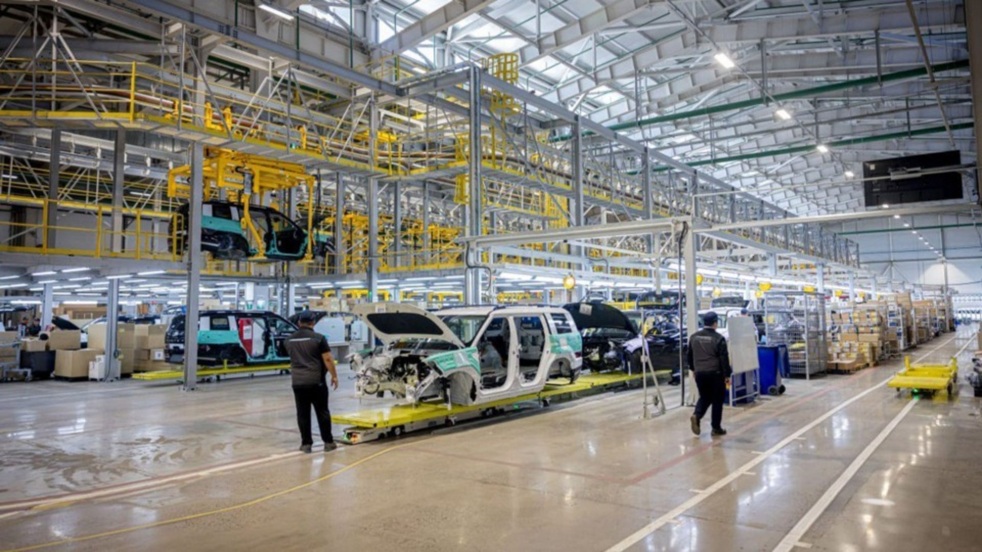 Kazakhstan's manufacturing output surges 9%, surpassing mining