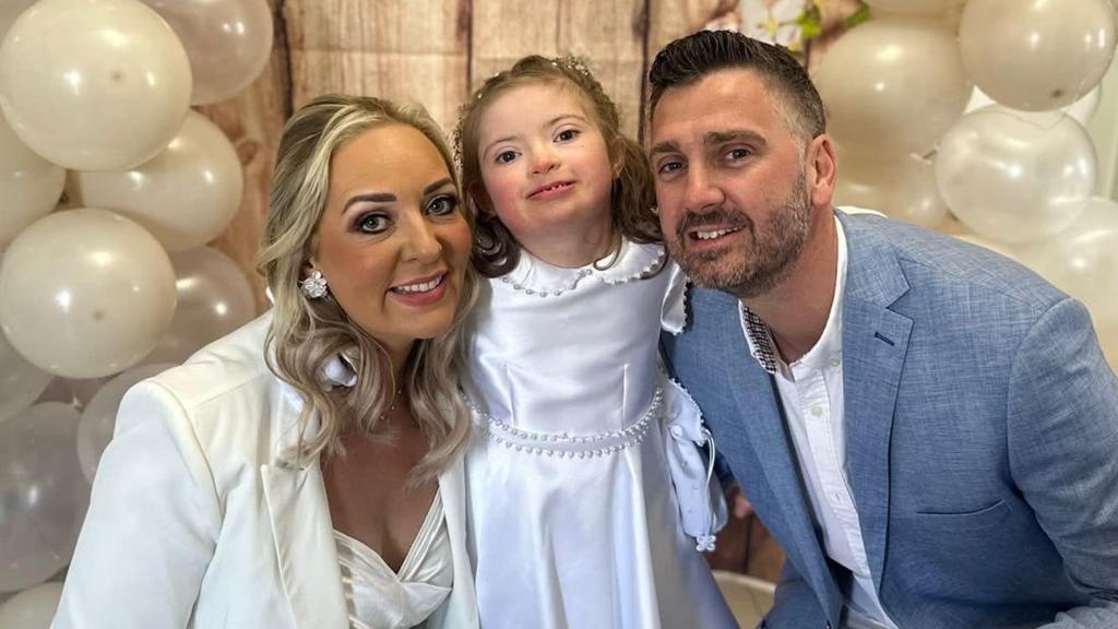 Mum 'let down and unsupported' by lack of SEN taxi