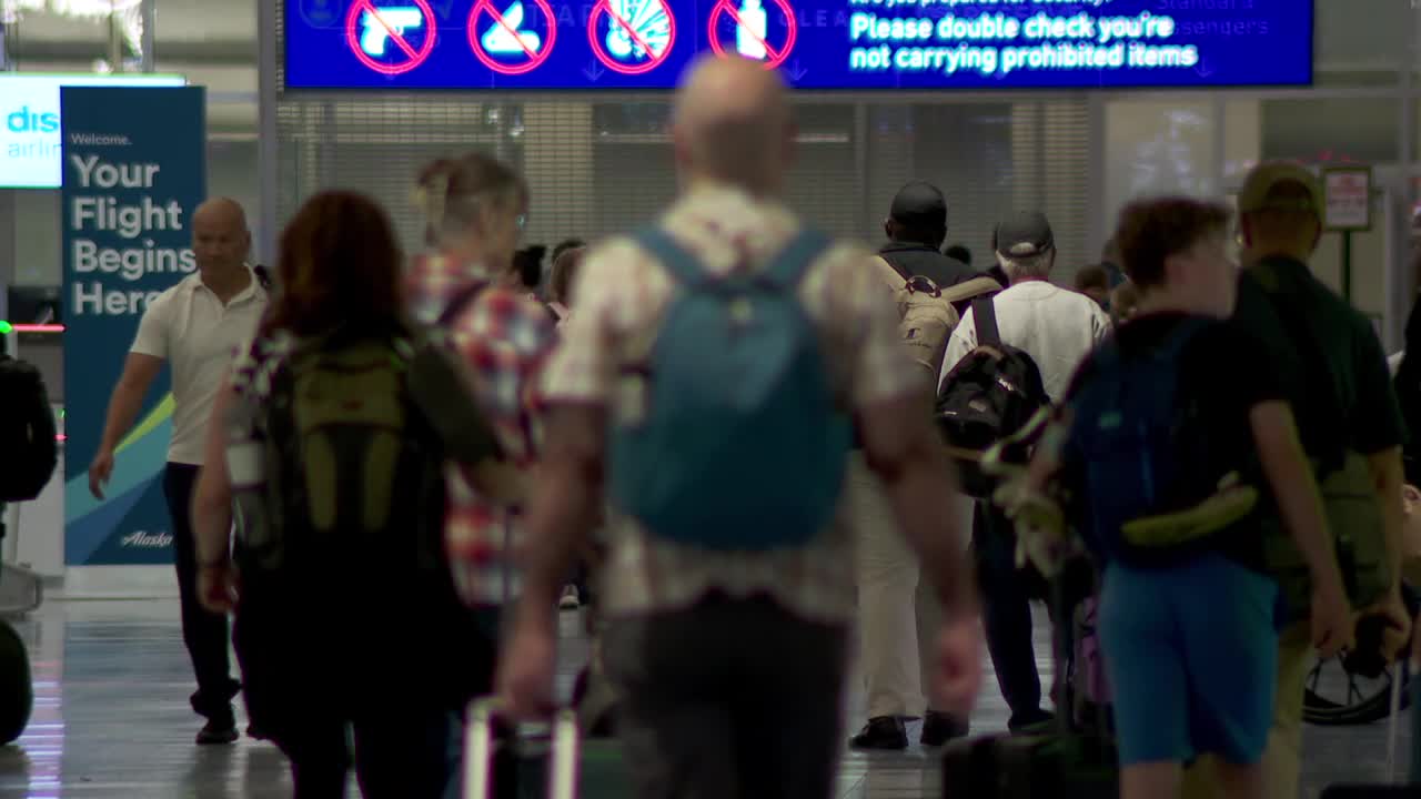 Where Midwest airports rank for on time departures