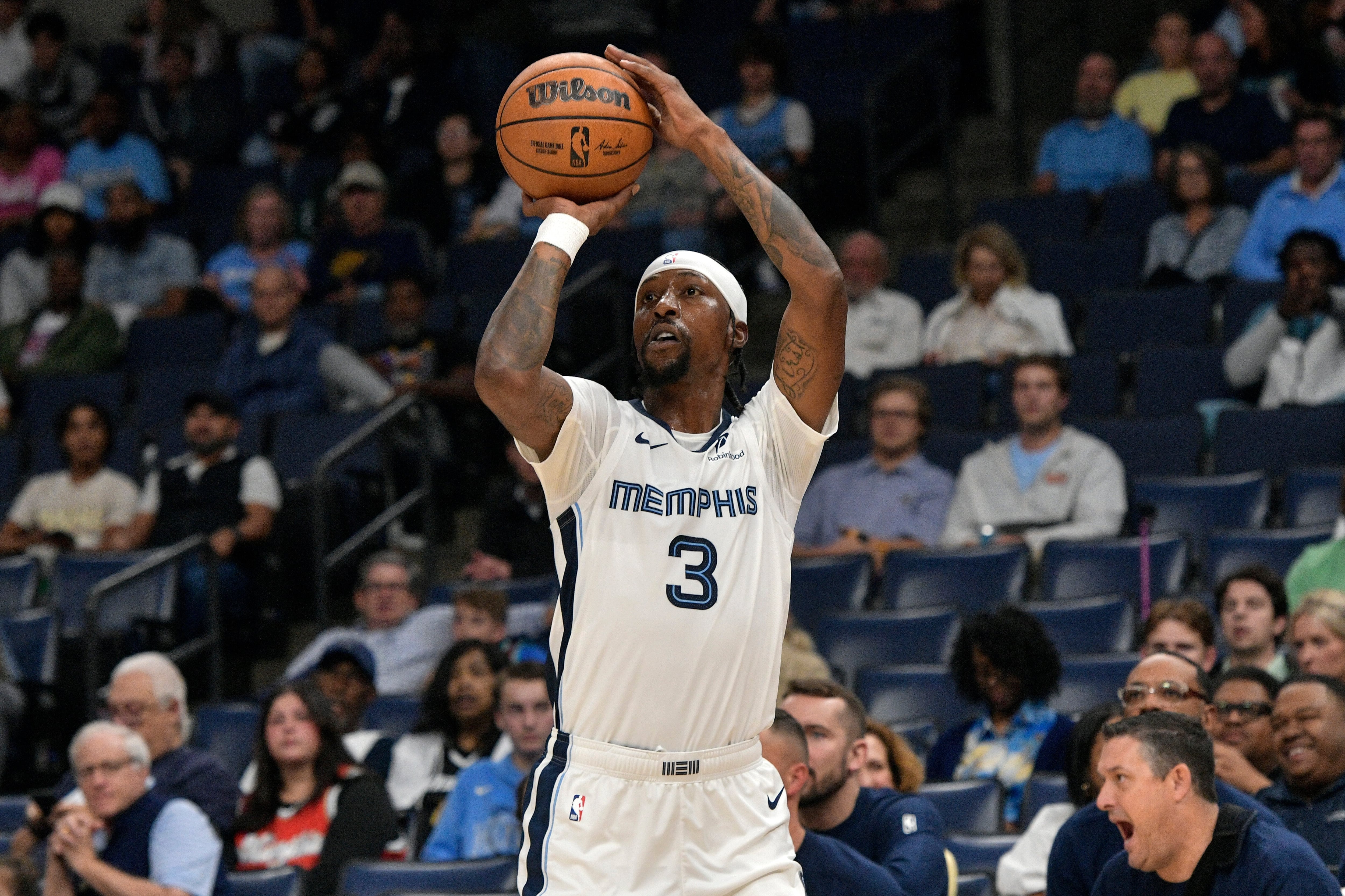 Kentavious Caldwell-Pope's new Philly apartment was flooded after being hit by lightning