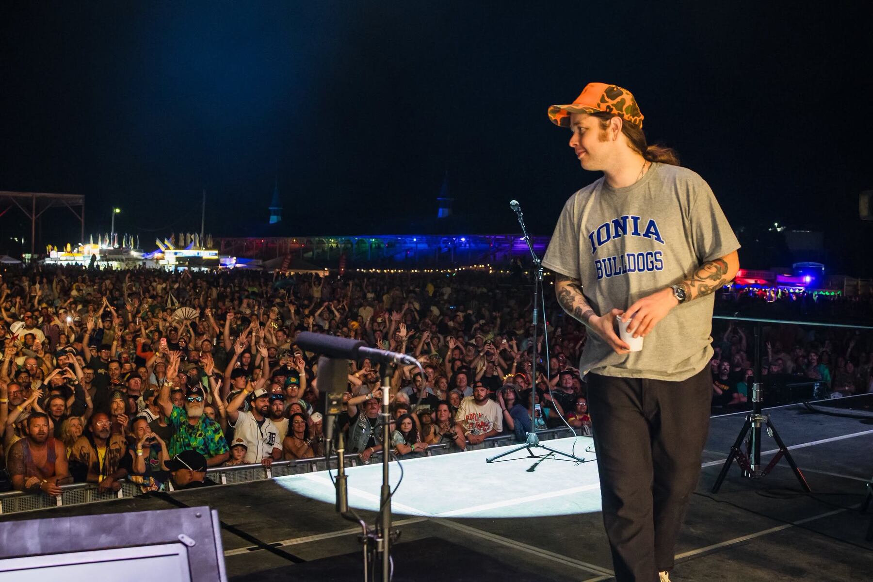 Billy Strings reflects on Ionia homecoming, to donate all proceeds to city that raised him