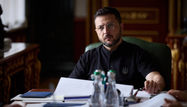 Zelensky vows not to launch strikes during meetings in Moscow