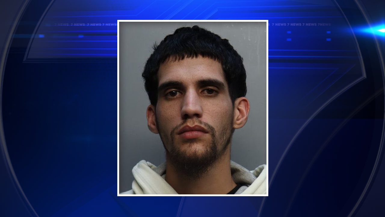 Suspect accused of ramming Miami police vehicle arrested in New Orleans, extradited to Florida