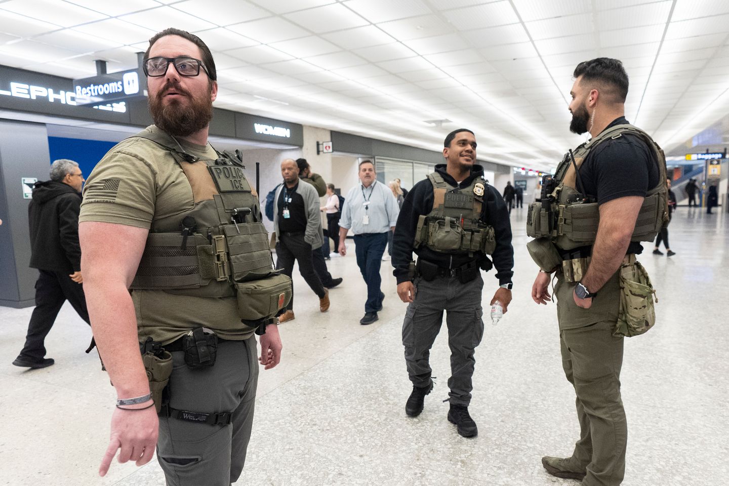 Judge blocks Virginia's new law barring police and sheriffs' cooperation with ICE