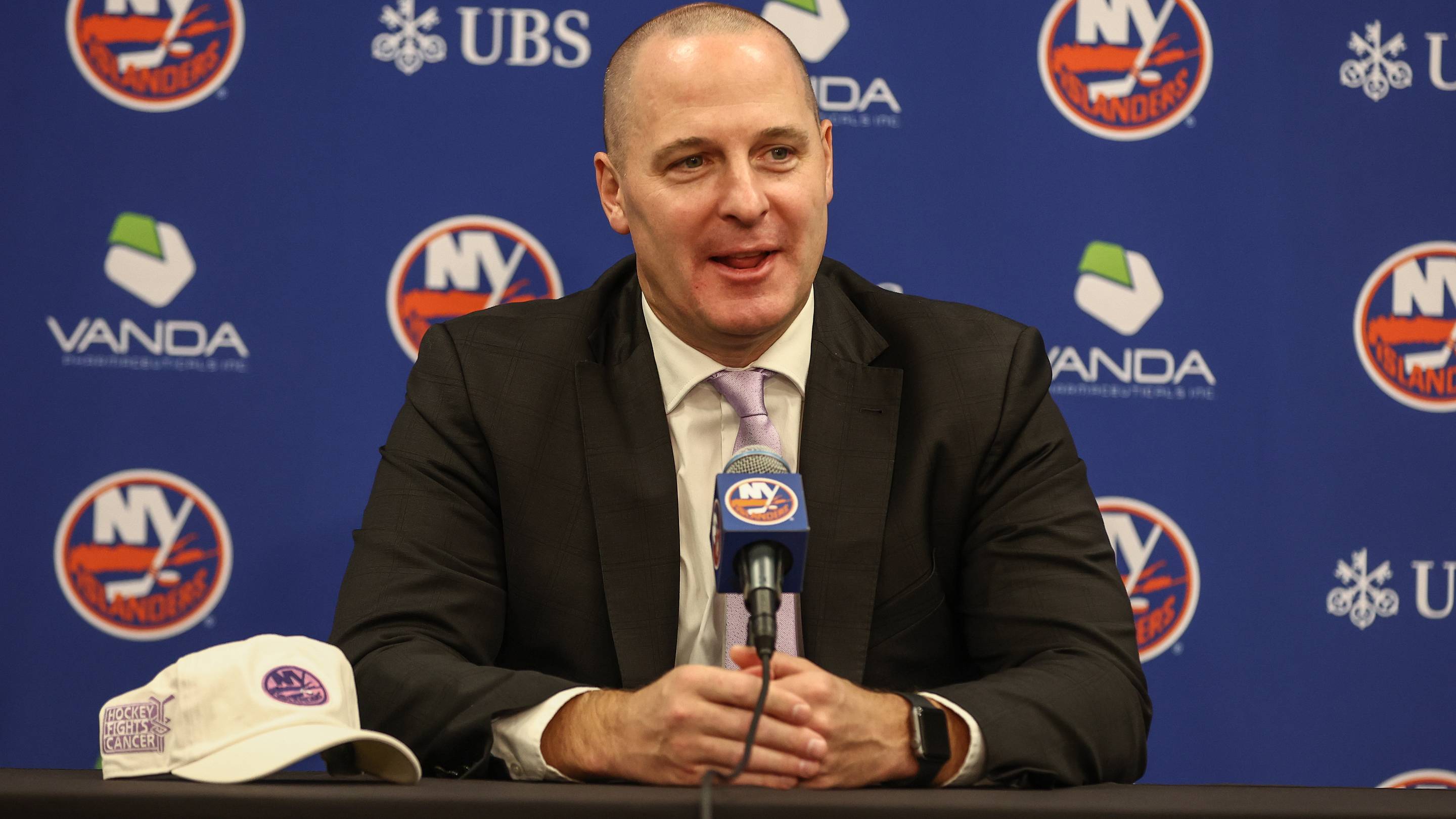 NY Islanders in No Rush To Select New Captain