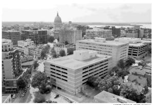 Budget panel OKs sale