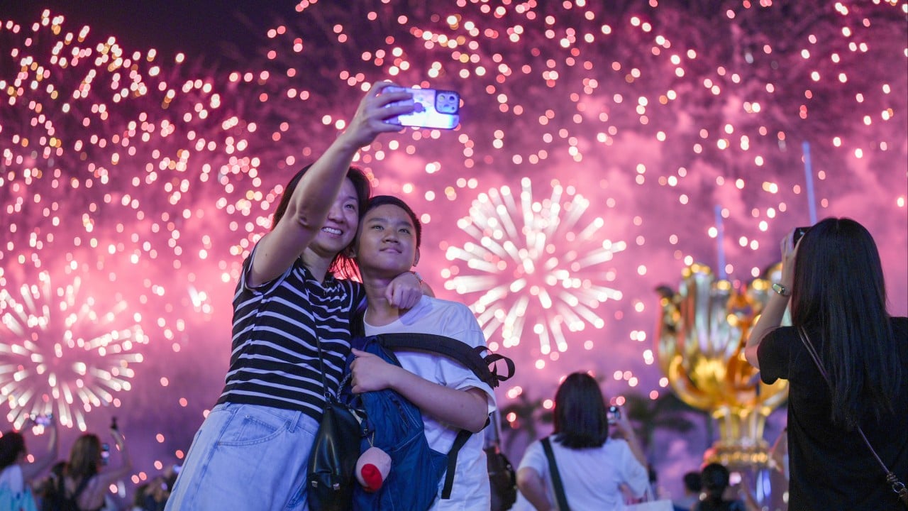 Hong Kong to mark National Day with 23-minute fireworks show featuring sunflowers