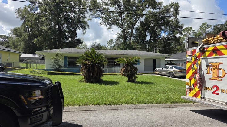 Citrus sheriff's deputies seeking information after finding 1 dead in house fire
