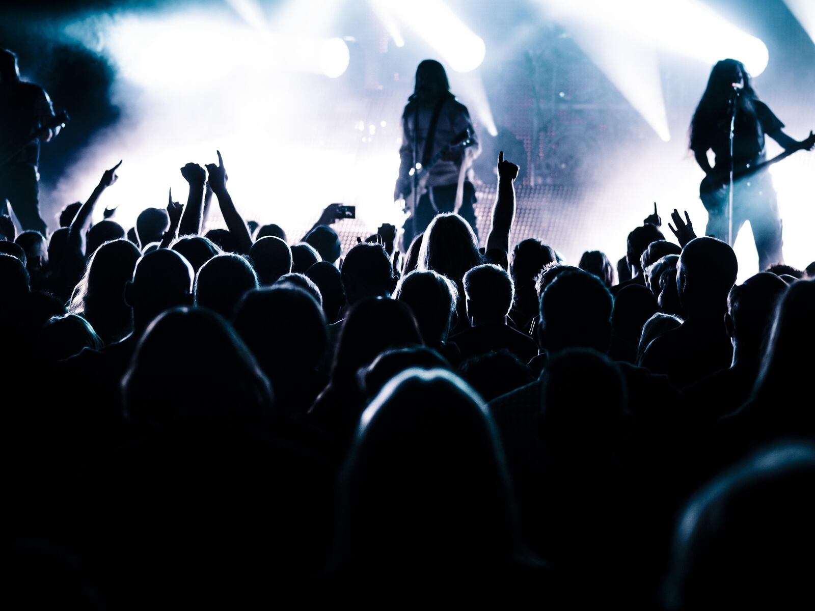 Heavy metal band storms off stage during first song, abandons show: ‘Thank you and sorry’