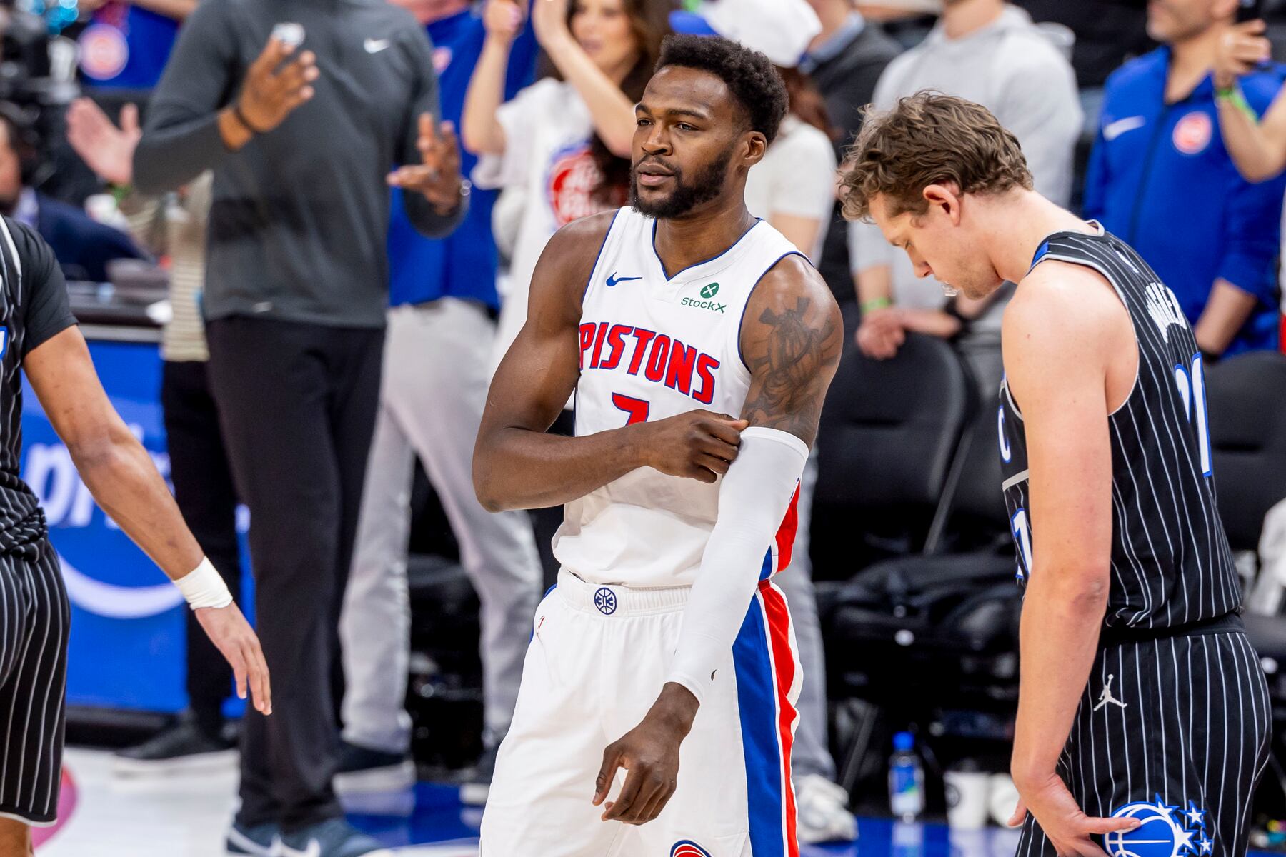 Pistons guarantee center’s salary for upcoming season, per report