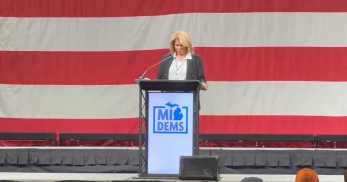 Democrats' Woke Land Acknowledgement Goes Embarrassingly Wrong: 'I Didn't Rehearse!'