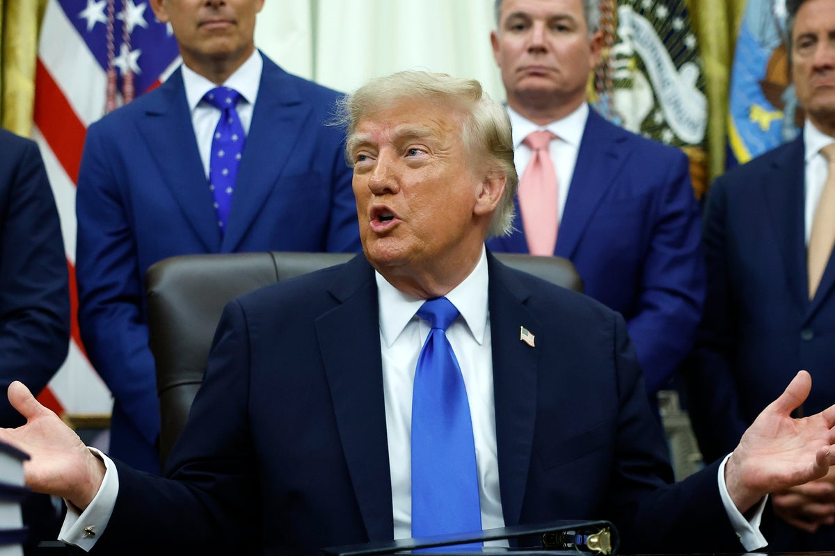 Trump finally addresses Harry and Meghan’s move back to the UK