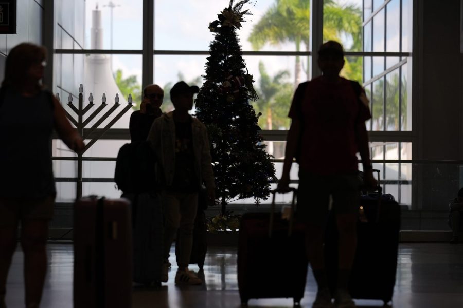 Holiday travel is months away. Why an expert says you should book flights now