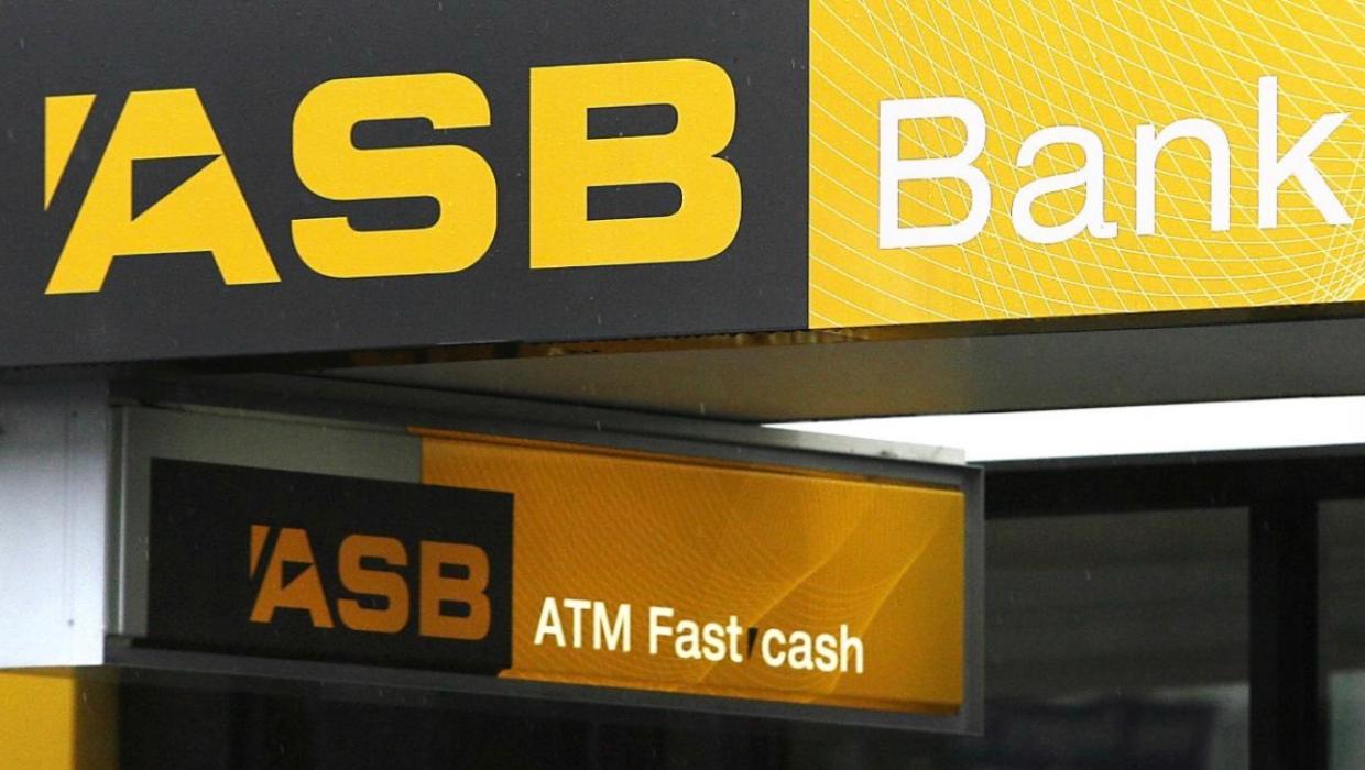 ASB customers opened their KiwiSaver accounts to find $0. Here’s what happened