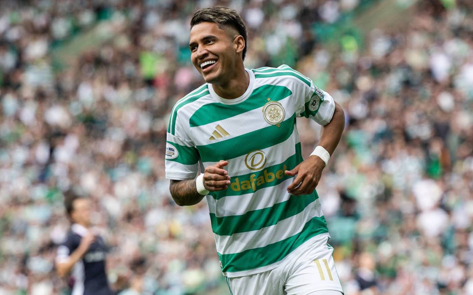 Duran stars as Celtic cruise, Rangers snatch late winner