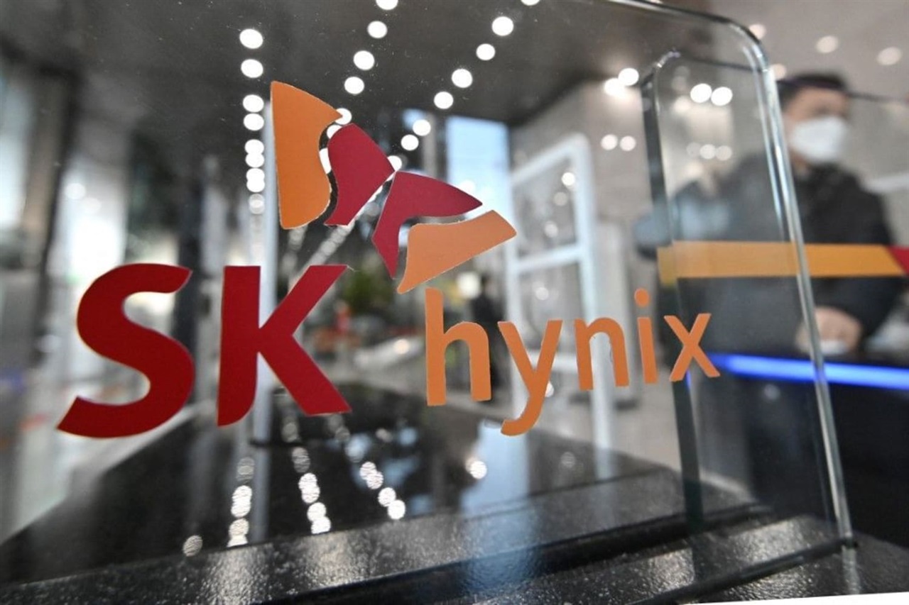 SK Hynix wafer purchases jump 104% on AI demand
