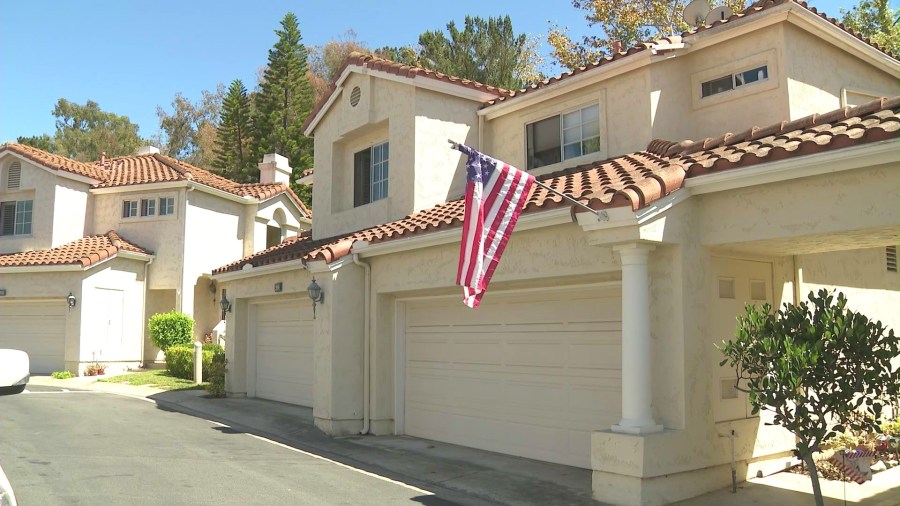 Orange County condo owners outraged over sudden $26,000 HOA roofing fee