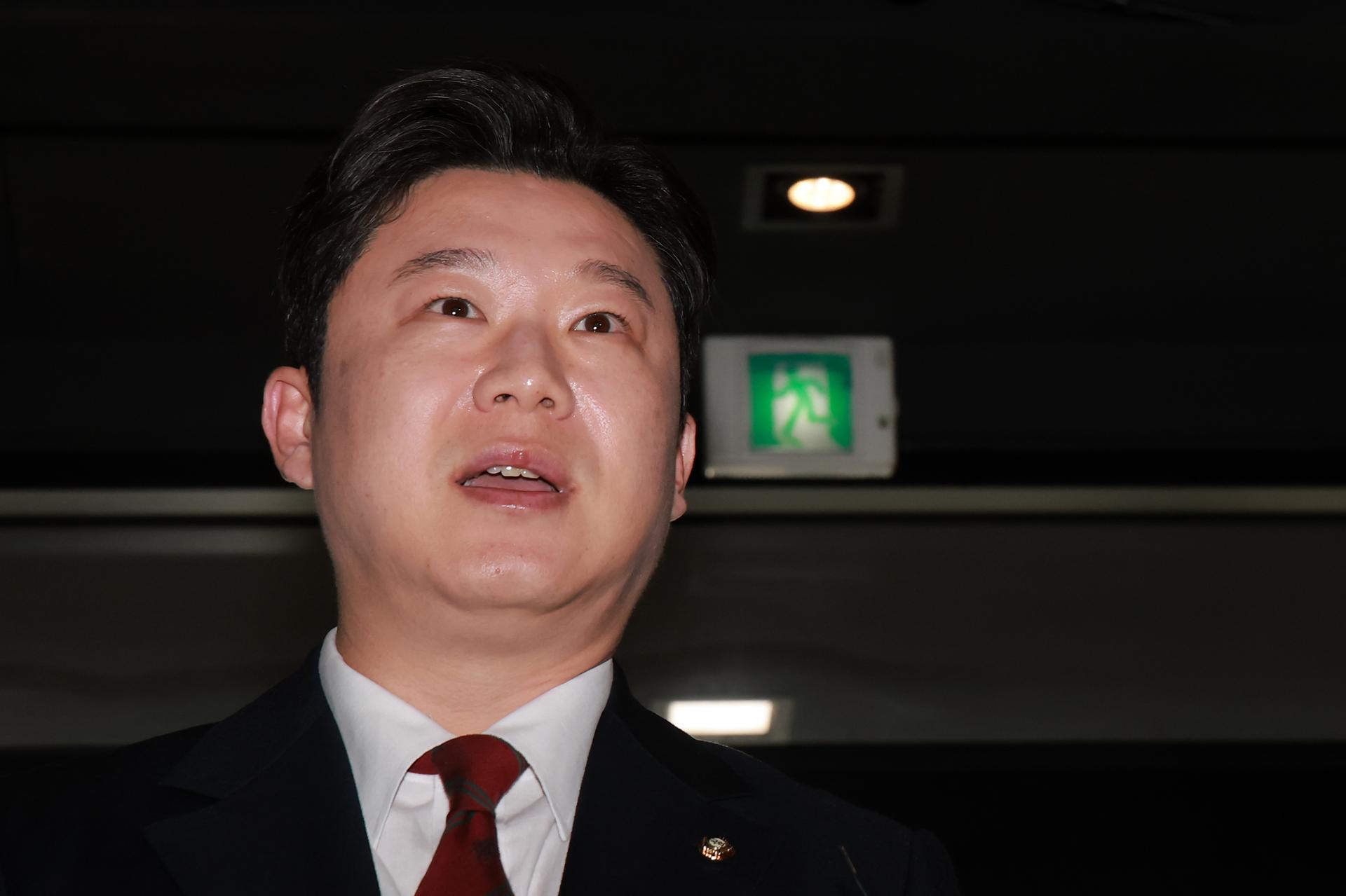 PPP lawmaker to seek court injunction over party membership suspension