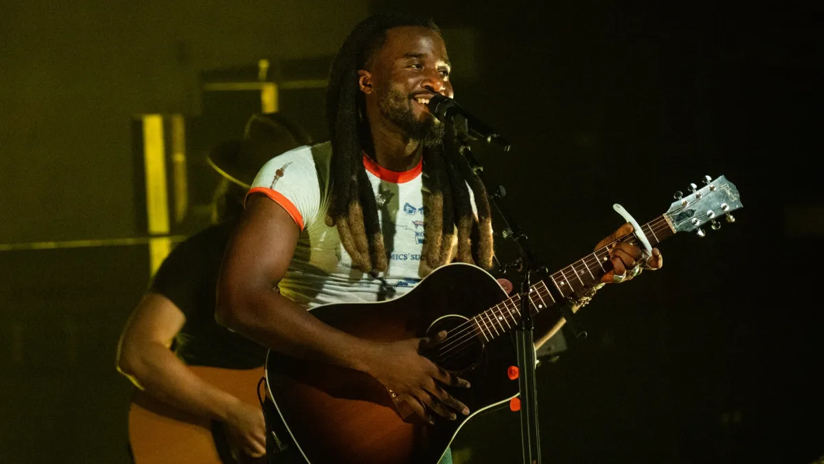 Inside ESPN's new college football song: Why Shaboozey's 'High Noon' was picked for 2026 anthem