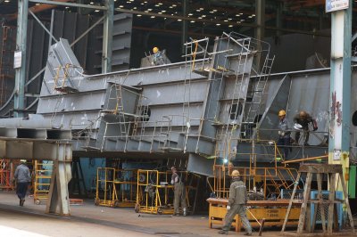 U.S. turns to South Korea to help close China's shipbuilding gap