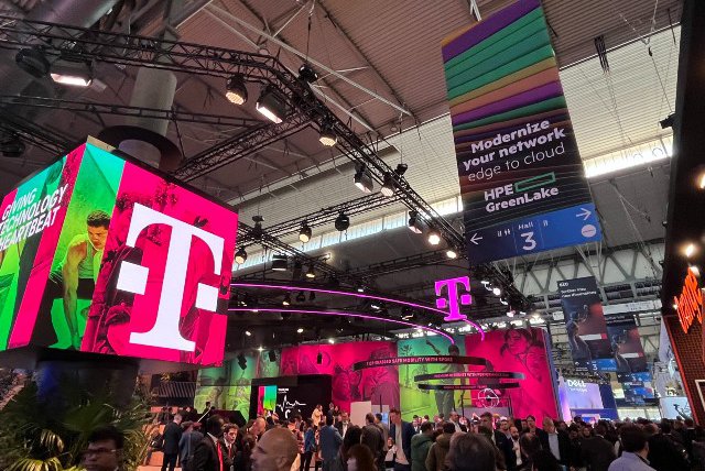 Elliott Management builds Deutsche Telekom stake, opposes possible T-Mobile merger - reports