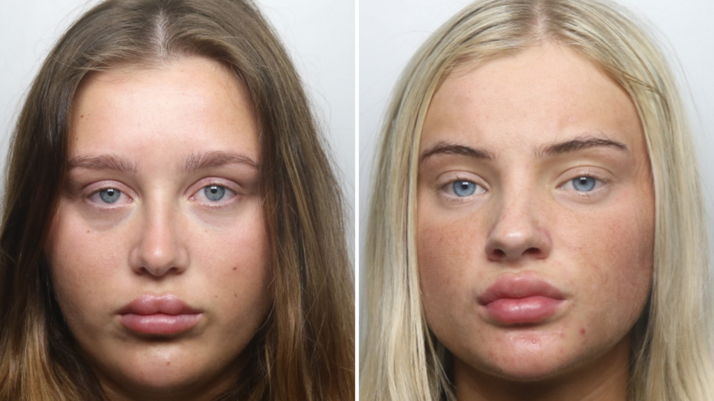 'Naive' police staff who leaked information jailed