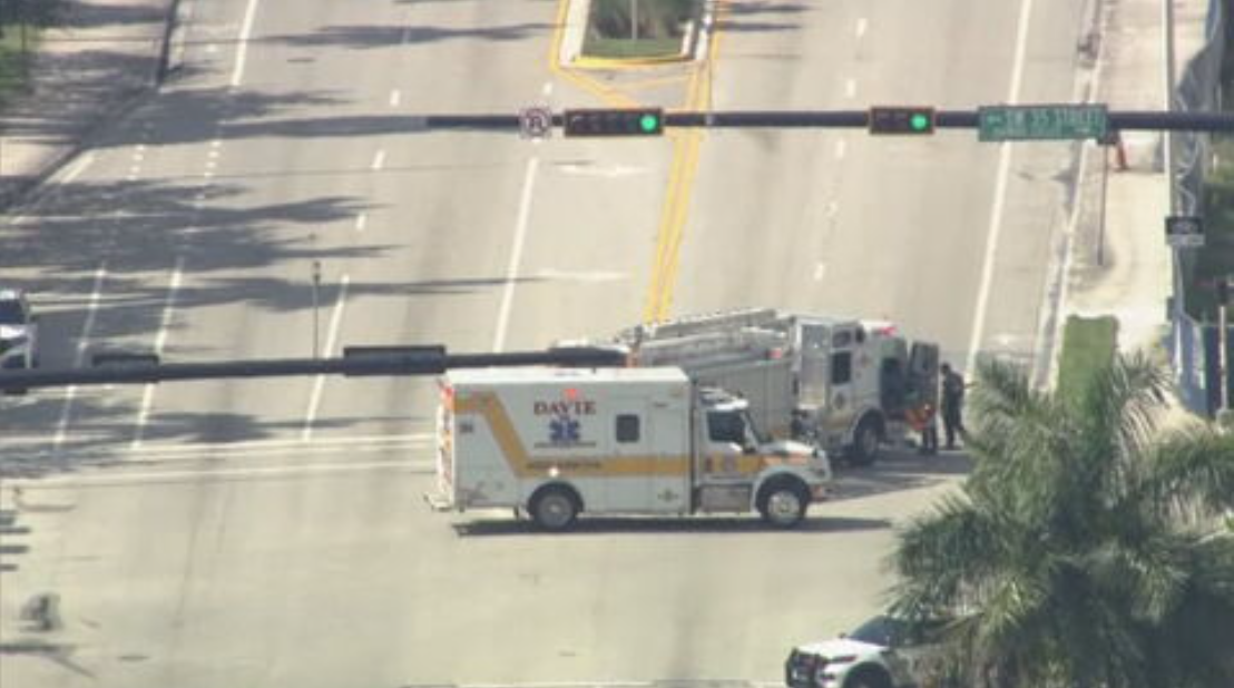 Crews cap gas leak in Davie; Davie Road back open between SW 35th and 39th St.