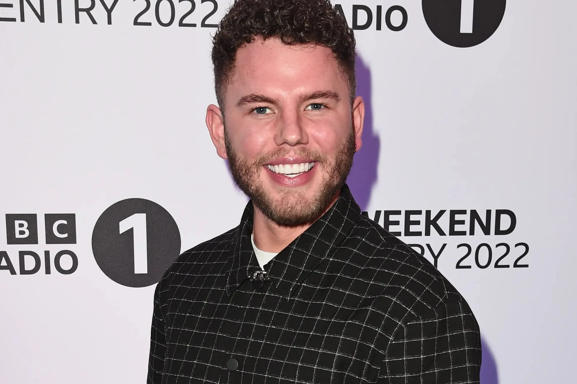 Dean McCullough breaks down in tears as he signs off final Radio 1 show after 6 years – and hints he’s secured a new gig