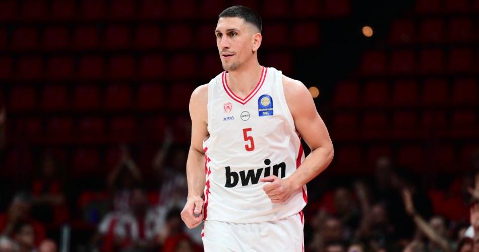 Giannoulis Larentzakis está muy cerca de regresar al AEK