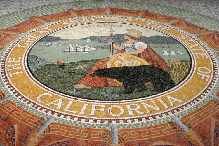 California lawmakers pass data center ratepayer protection bills, send to governor for approval