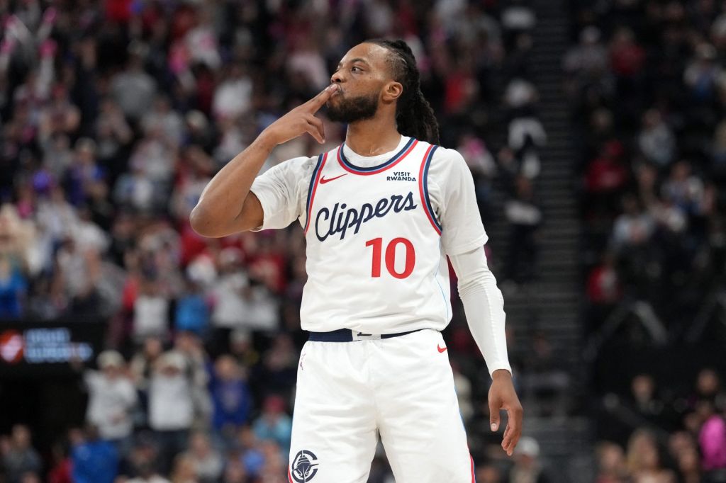Clippers Sanctions Pair With Already Bleak Media Outlook