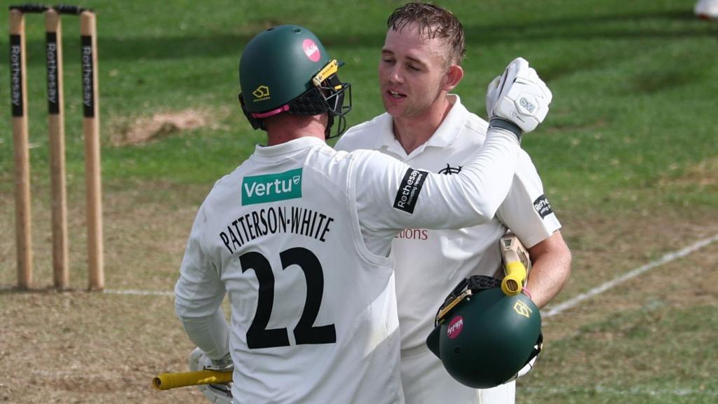 Haynes' 159 helps Notts pile up the runs against Leics