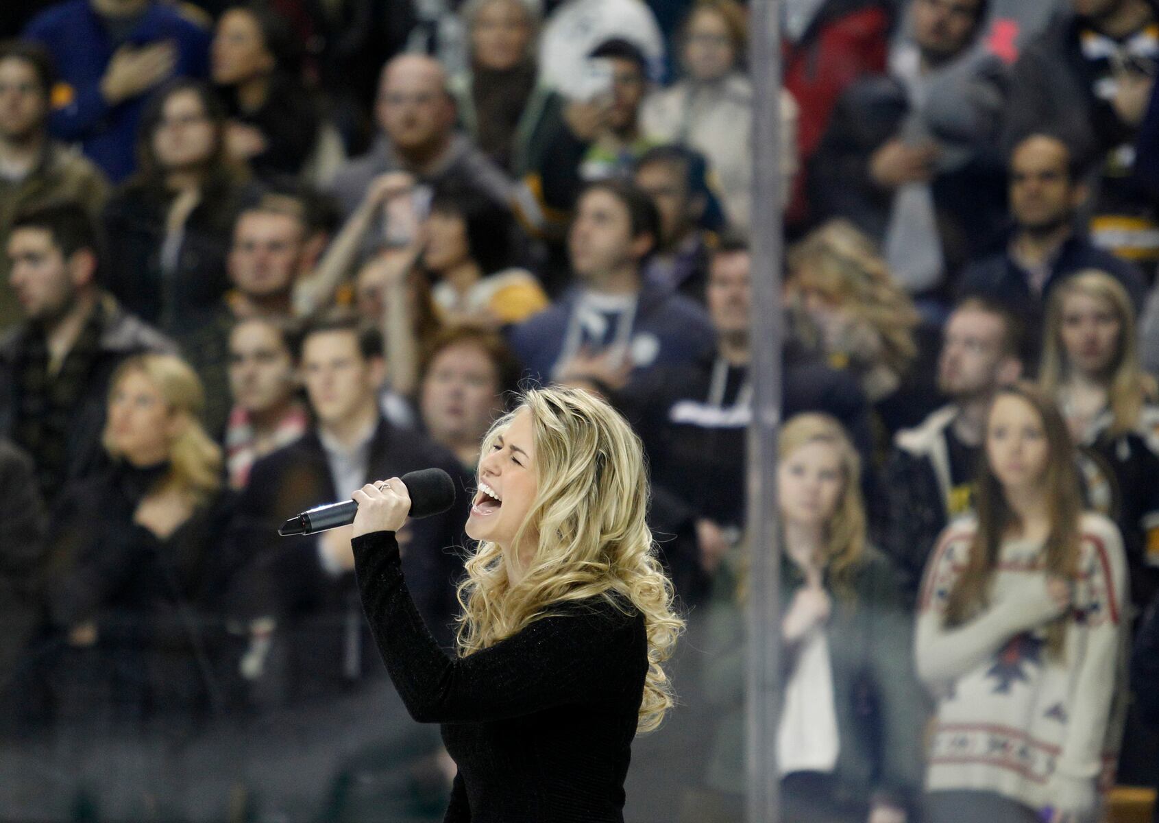 Country music star from Mass. shares emotional update amid cancer battle