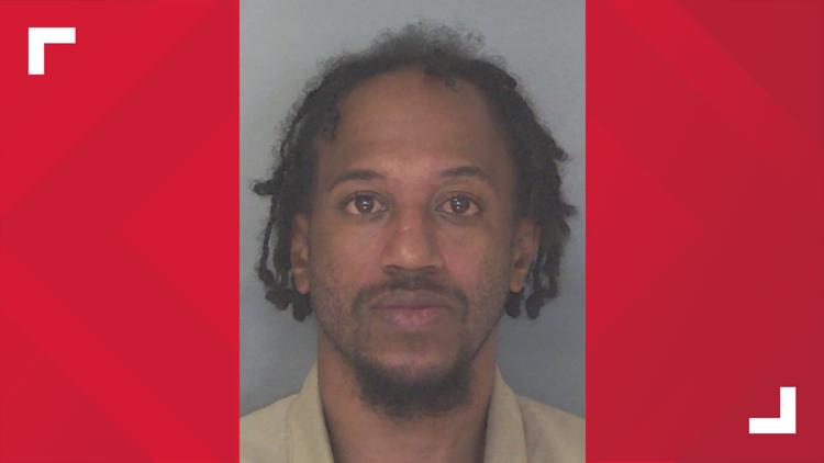 Suspect who killed man in front of his two children sentenced to life in prison