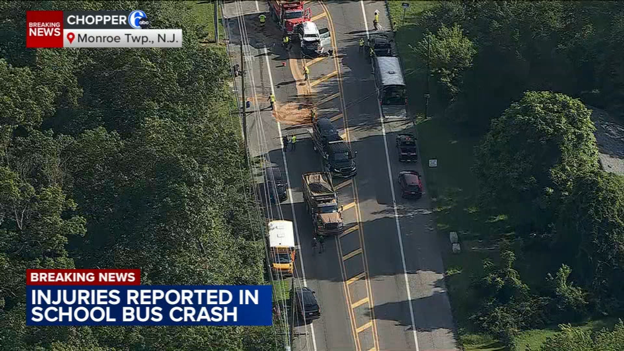 Injuries reported after crash involving school bus in Williamstown, NJ