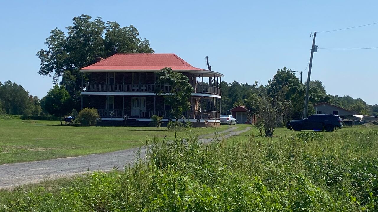 ‘Just total shock’: Mother, daughter found shot to death in home