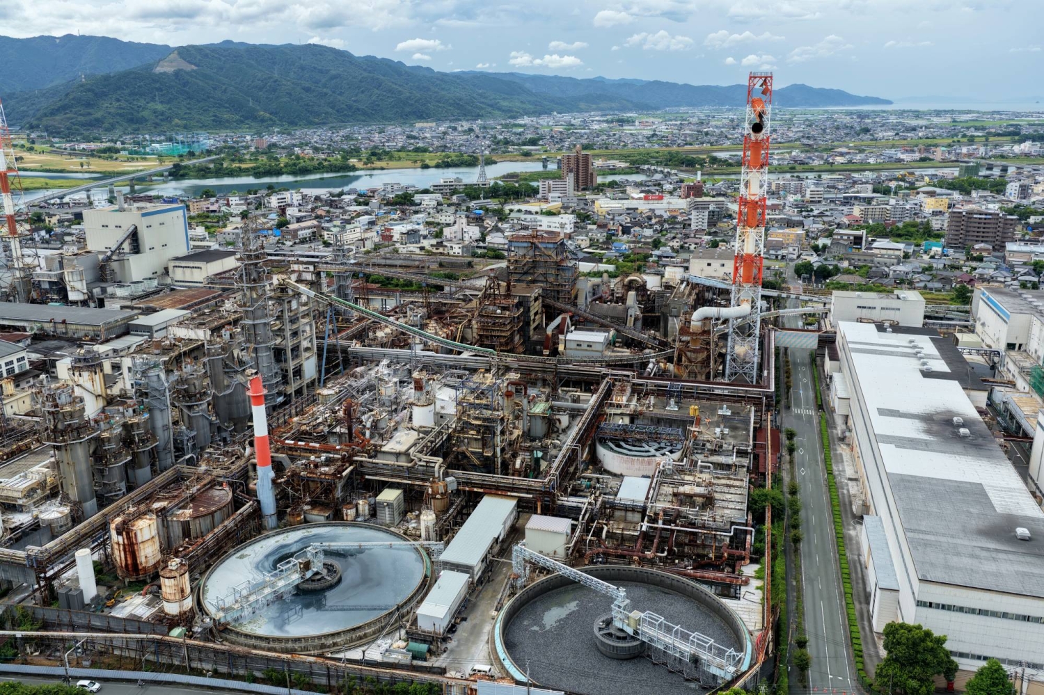 Fire breaks out at earthquake-damaged Nippon Paper Plant in Kumamoto