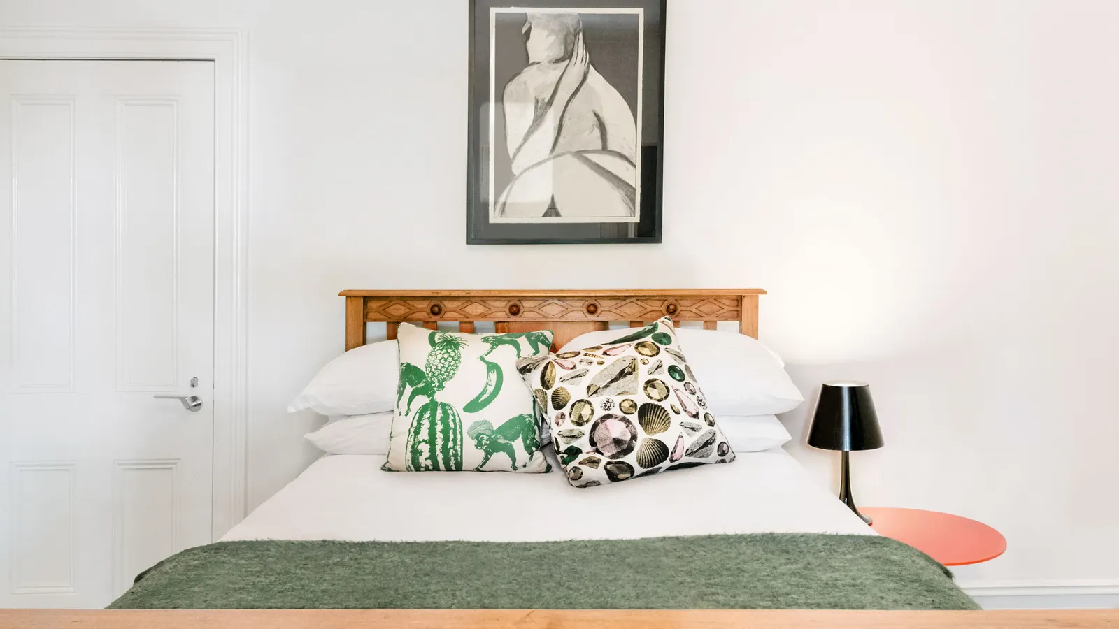 Airbnb names Pepijn Rijvers chief business officer