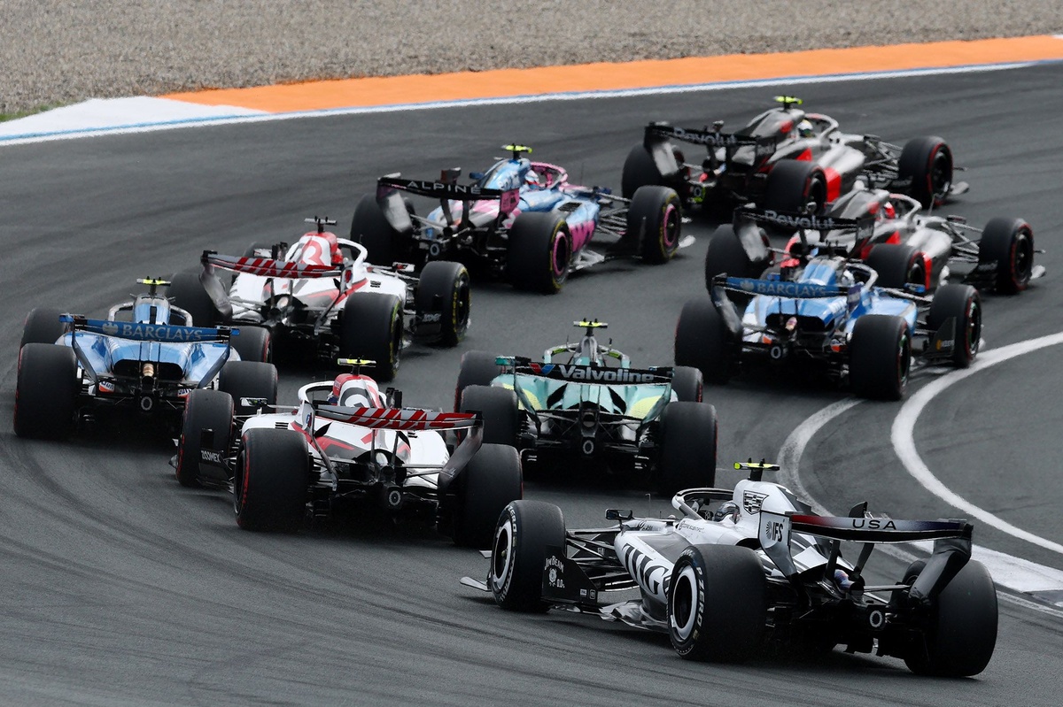 F1 races set to be shortened to 290km in 2027